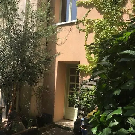 Maison De Ville Arboree Avec Cachet Nanterre Exterior foto