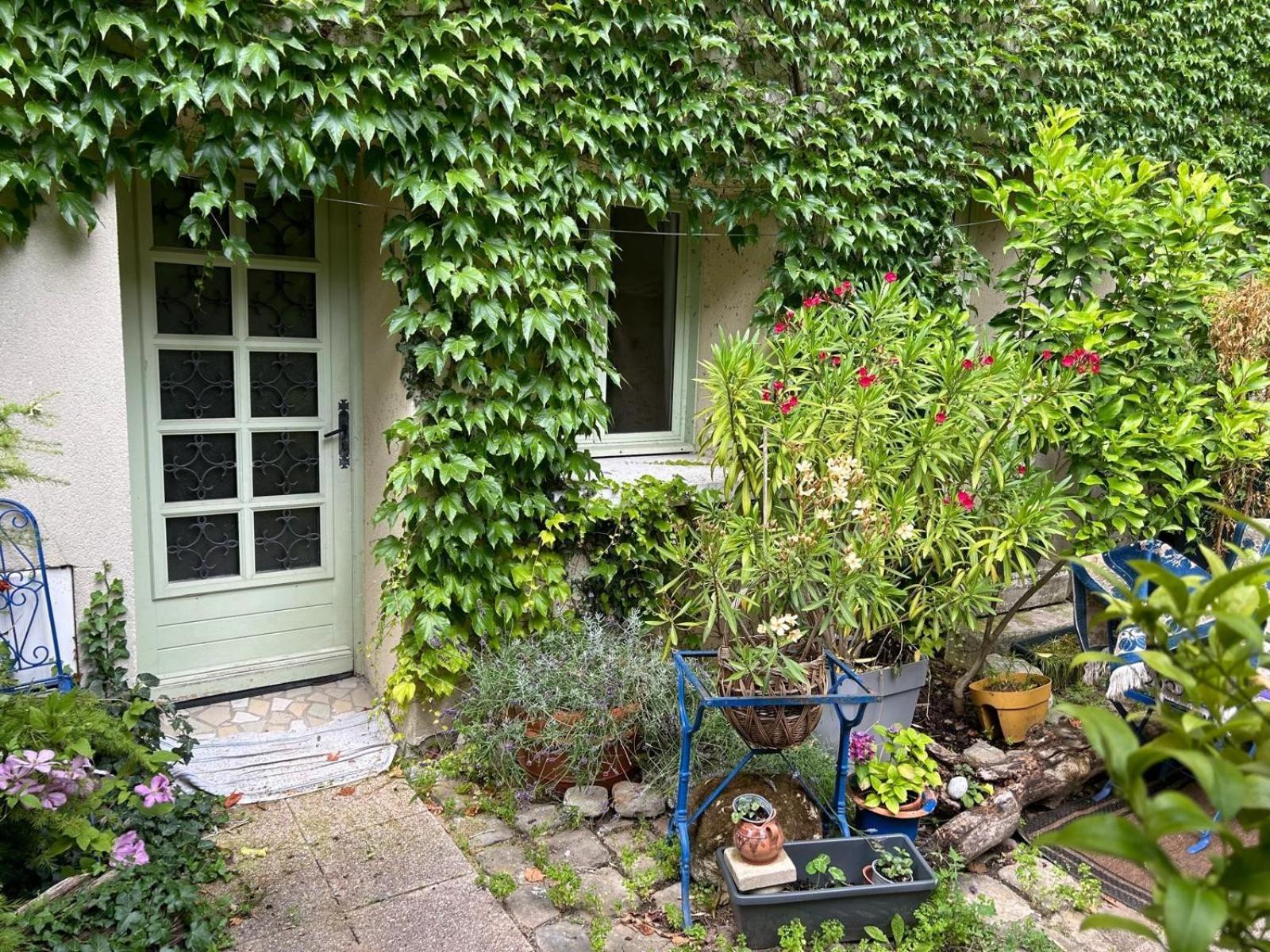 Maison De Arboree Avec Cachet